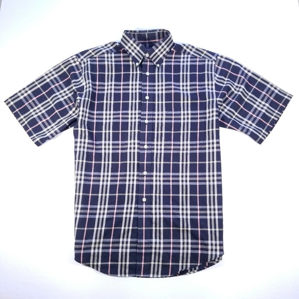 Roundtree & Yorke short sleeves Mens Shirt size M plaid no iron easy care